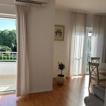 Apartamento Lrs In The Center Of Zadar