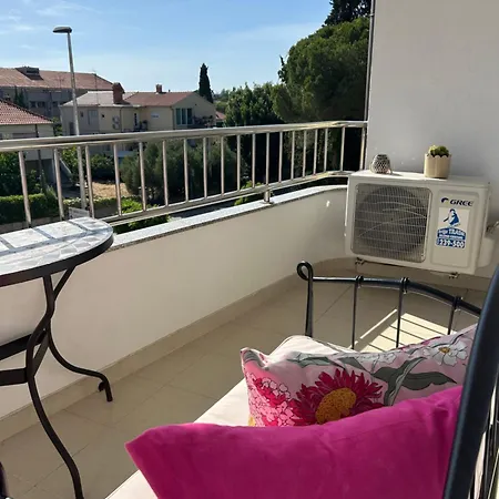 Lrs In The Center Of Apartman